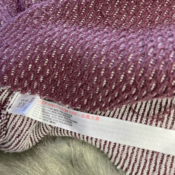 NWT Out From Under Raw Cut Off Hem Crop Long Sleeve Thermal Turtleneck Top Small - Picture 10 of 12